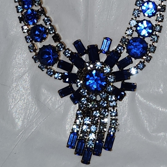 Vintage Blue Rhinestone Necklace Set circa 1955 - Picture 3 of 6